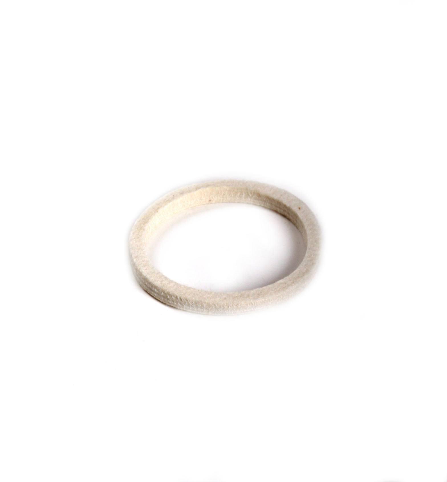 FELT RING 057-047